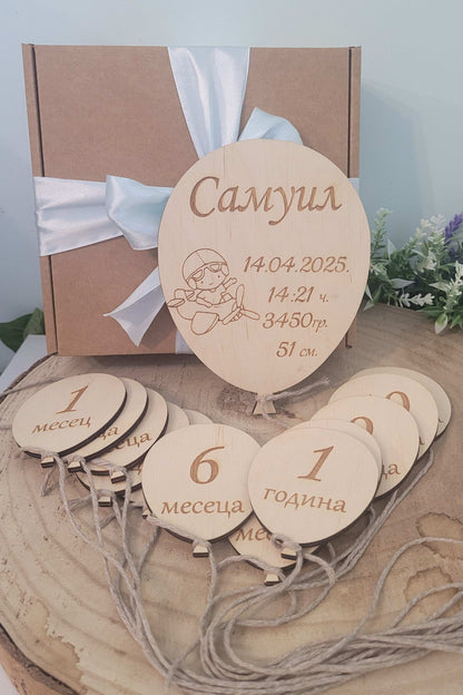 Персонализирана дървена бебешка месечинка с форма на балон, завързана с въже, гравирана с рождени данни, аксесоар за месечни снимки